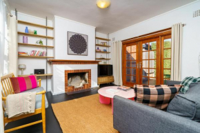 Tranquil 2BR Home near Lovers Lock and Shops